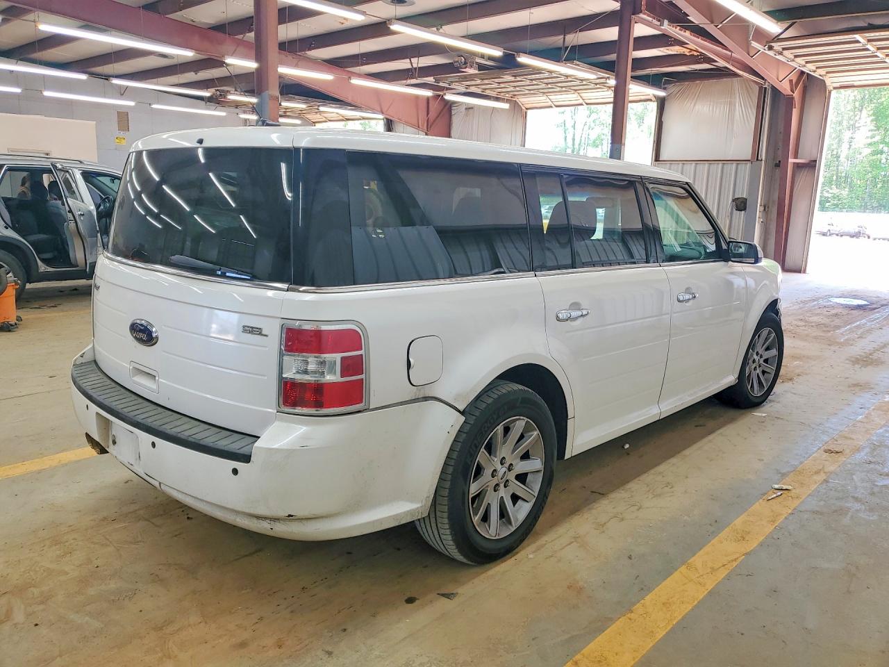 2011 FORD FLEX SEL photo 7
