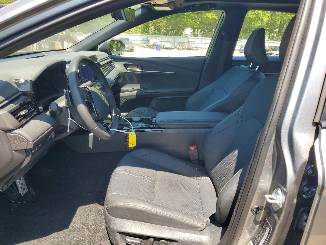 2025 TOYOTA CAMRY XSE photo 13