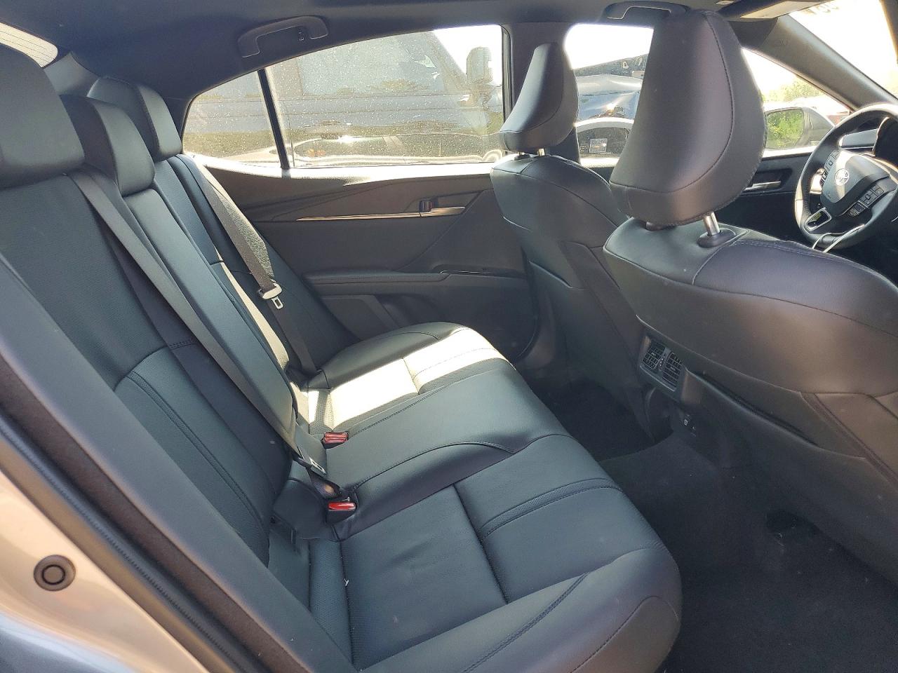 2025 TOYOTA CAMRY XSE photo 19