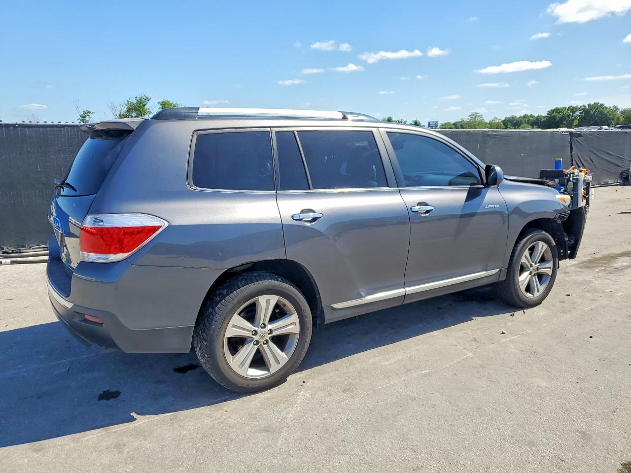 2013 TOYOTA HIGHLANDER LIMITED photo 5