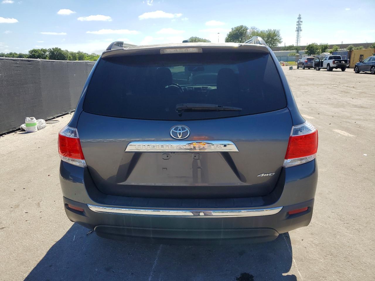 2013 TOYOTA HIGHLANDER LIMITED photo 11