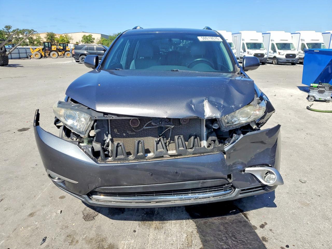 2013 TOYOTA HIGHLANDER LIMITED photo 9