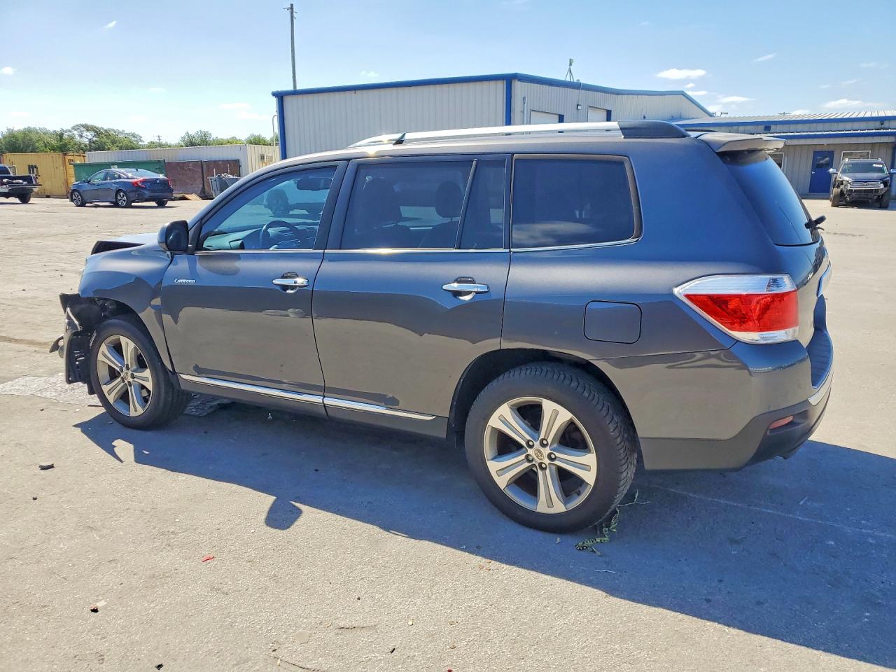 2013 TOYOTA HIGHLANDER LIMITED photo 3