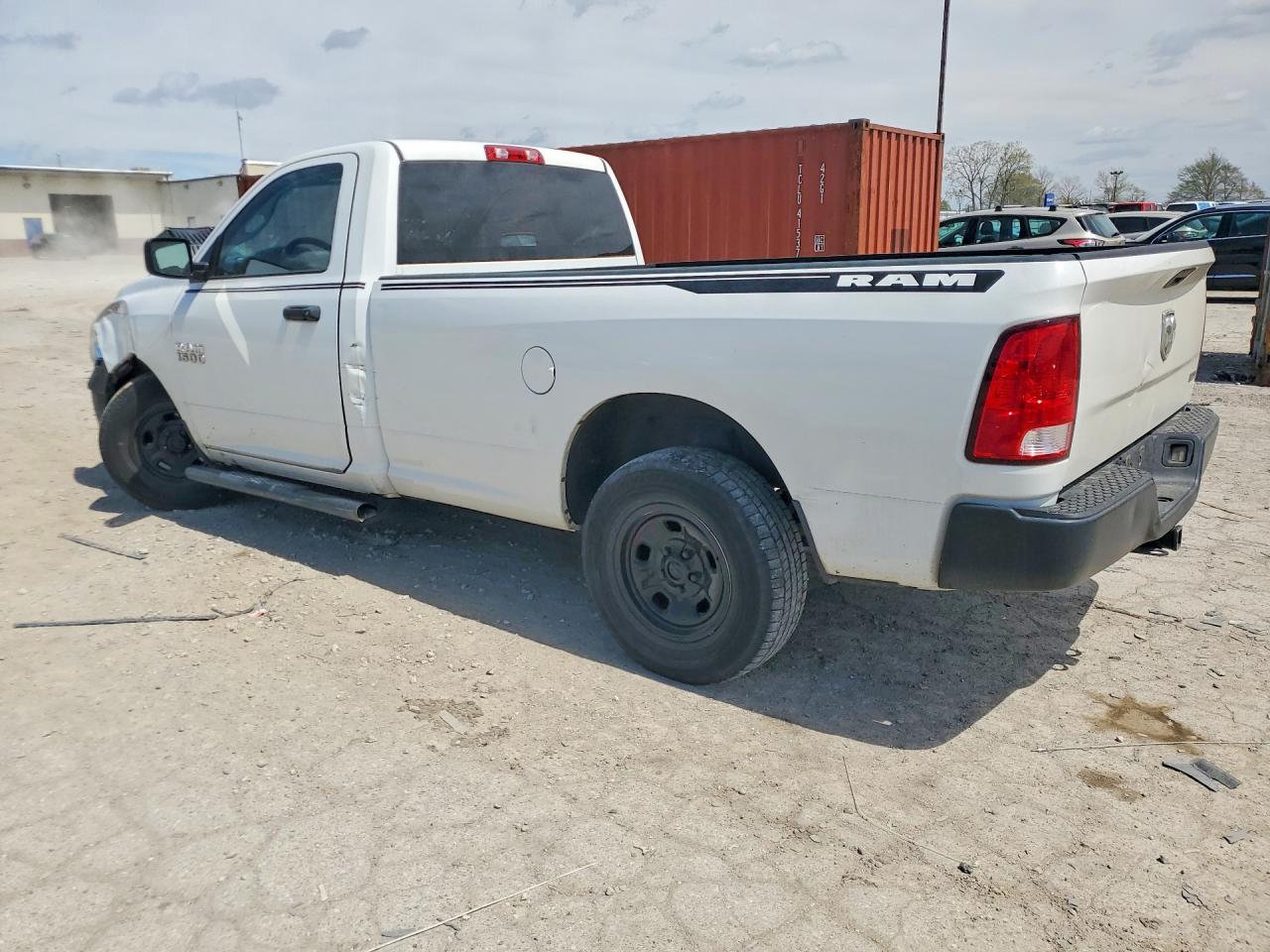 2017 RAM 1500 ST photo 3
