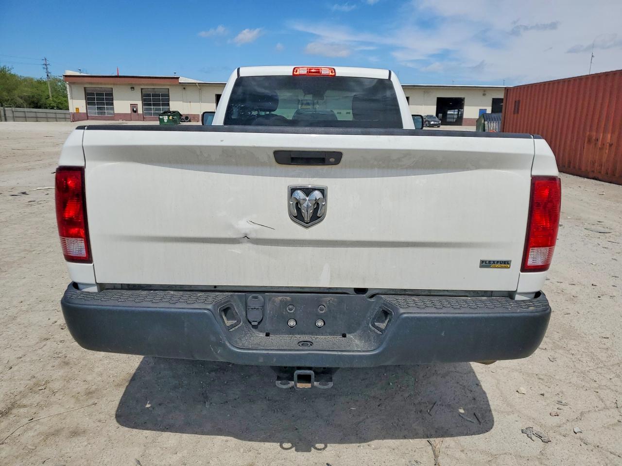2017 RAM 1500 ST photo 11