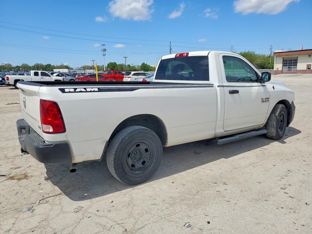2017 RAM 1500 ST photo 5