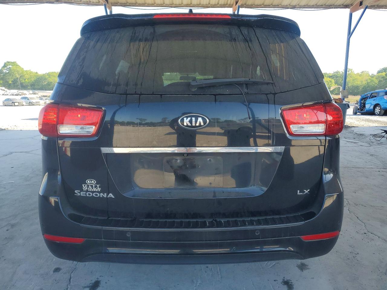 2017 KIA SEDONA LX photo 11