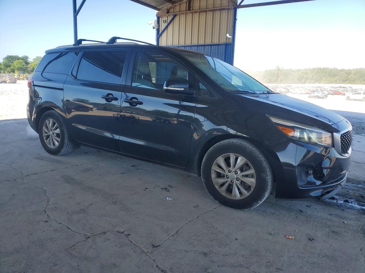 2017 KIA SEDONA LX photo 7