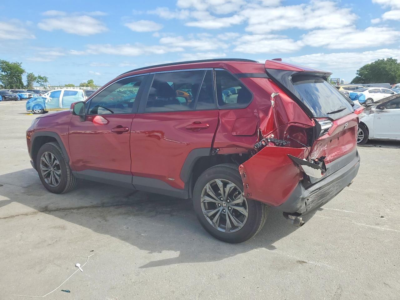 2022 TOYOTA RAV4 XLE PREMIUM photo 3