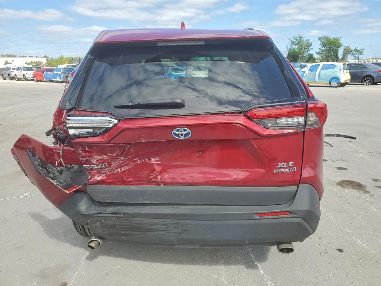 2022 TOYOTA RAV4 XLE PREMIUM photo 11