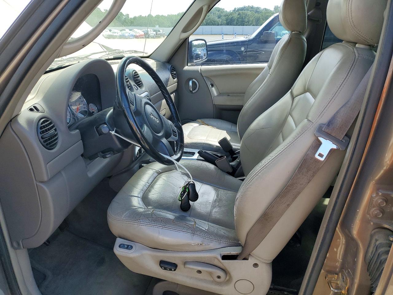 2002 JEEP LIBERTY LIMITED photo 13