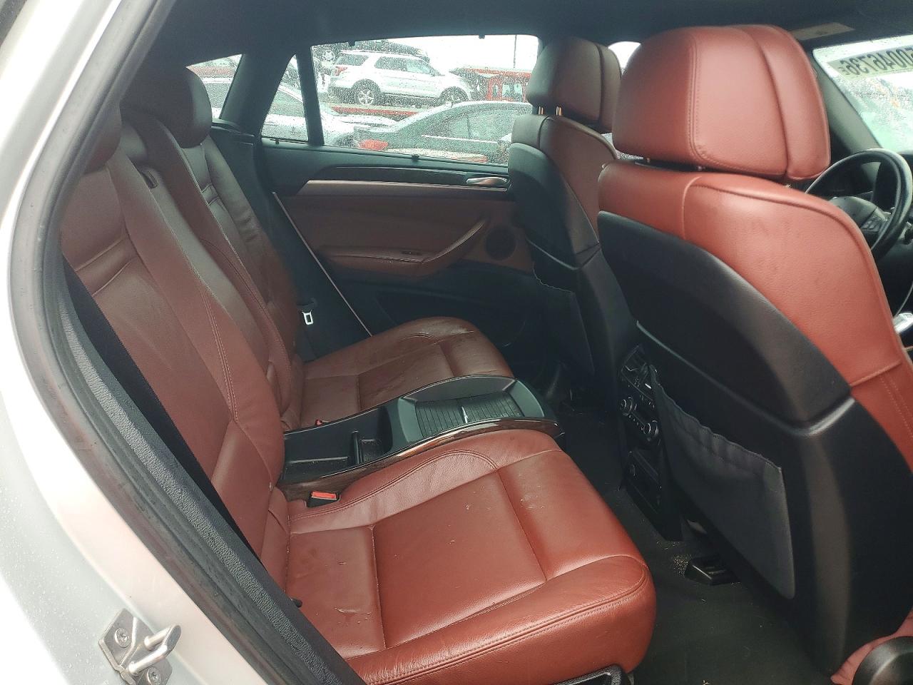 2012 BMW X6 XDRIVE35I photo 11