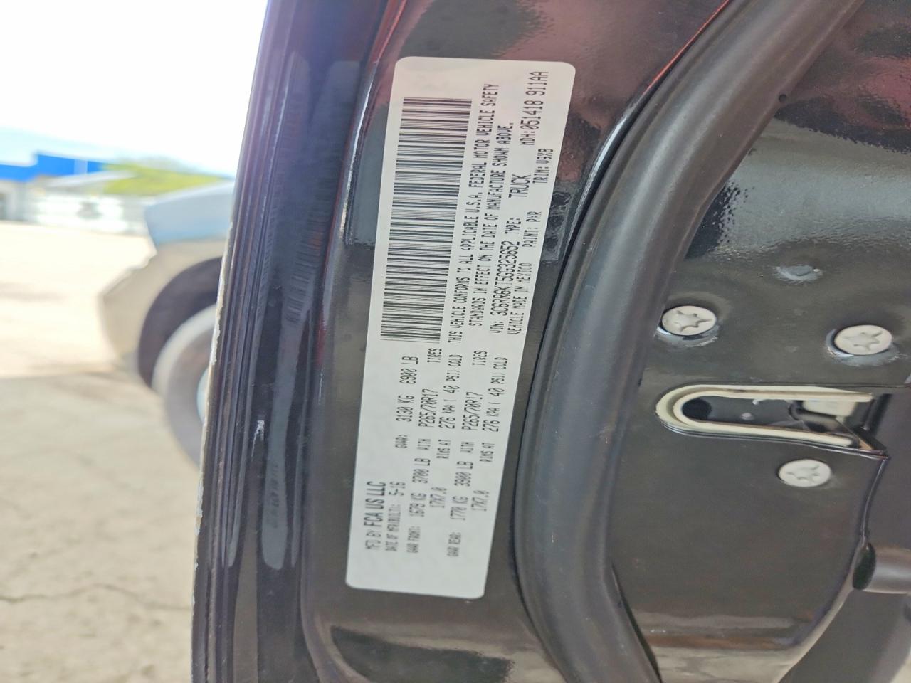 2016 RAM 1500 ST photo 23