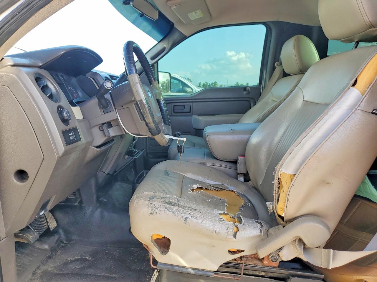 2009 FORD F150 photo 13