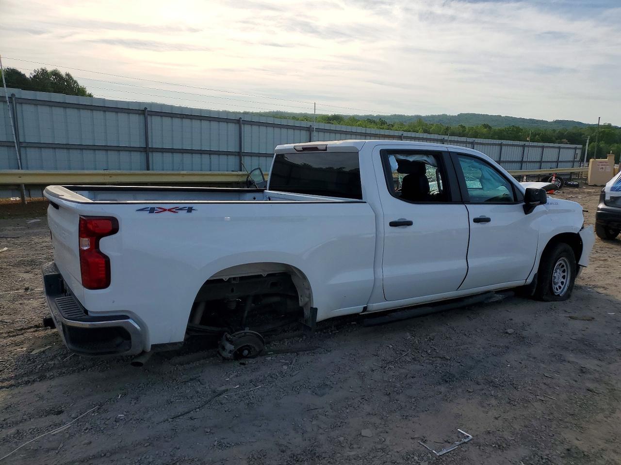 2024 CHEVROLET SILVERADO K1500 photo 7
