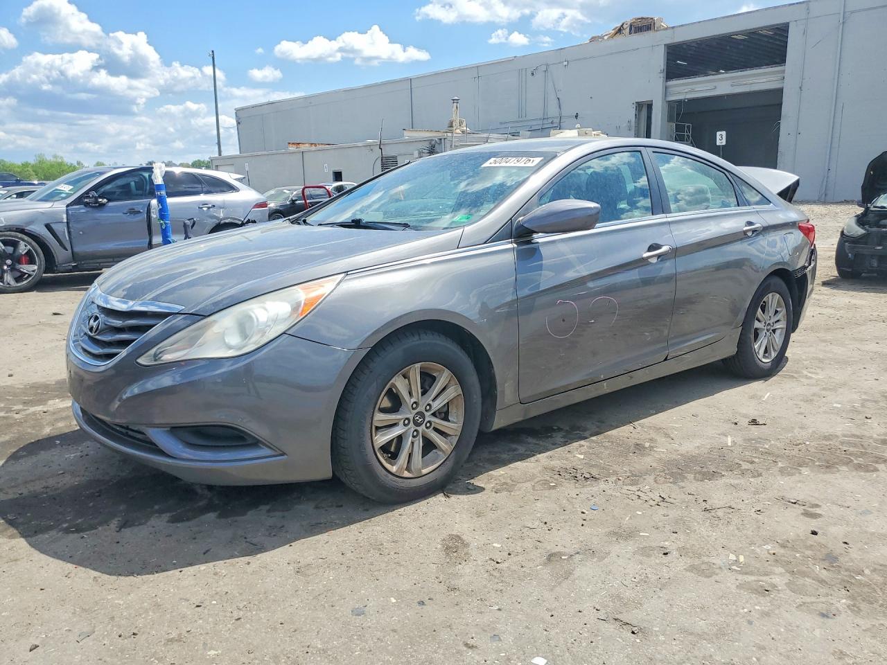 2011 HYUNDAI SONATA