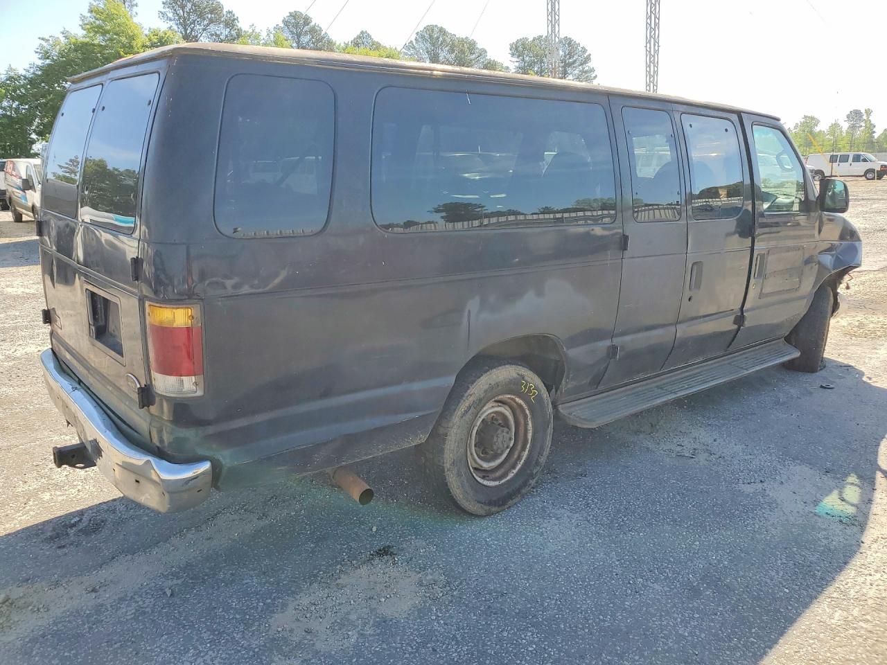 2001 FORD ECONOLINE E350 SUPER DUTY WAGON photo 3