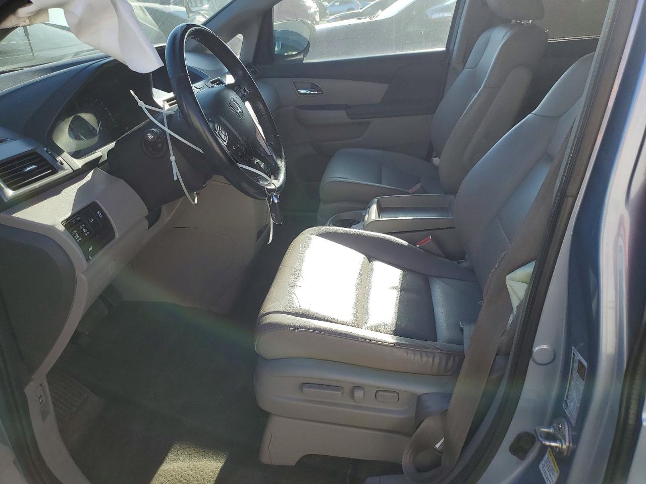 2014 HONDA ODYSSEY EXL photo 13
