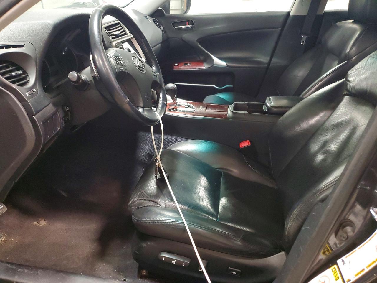 2007 LEXUS IS 250 photo 13