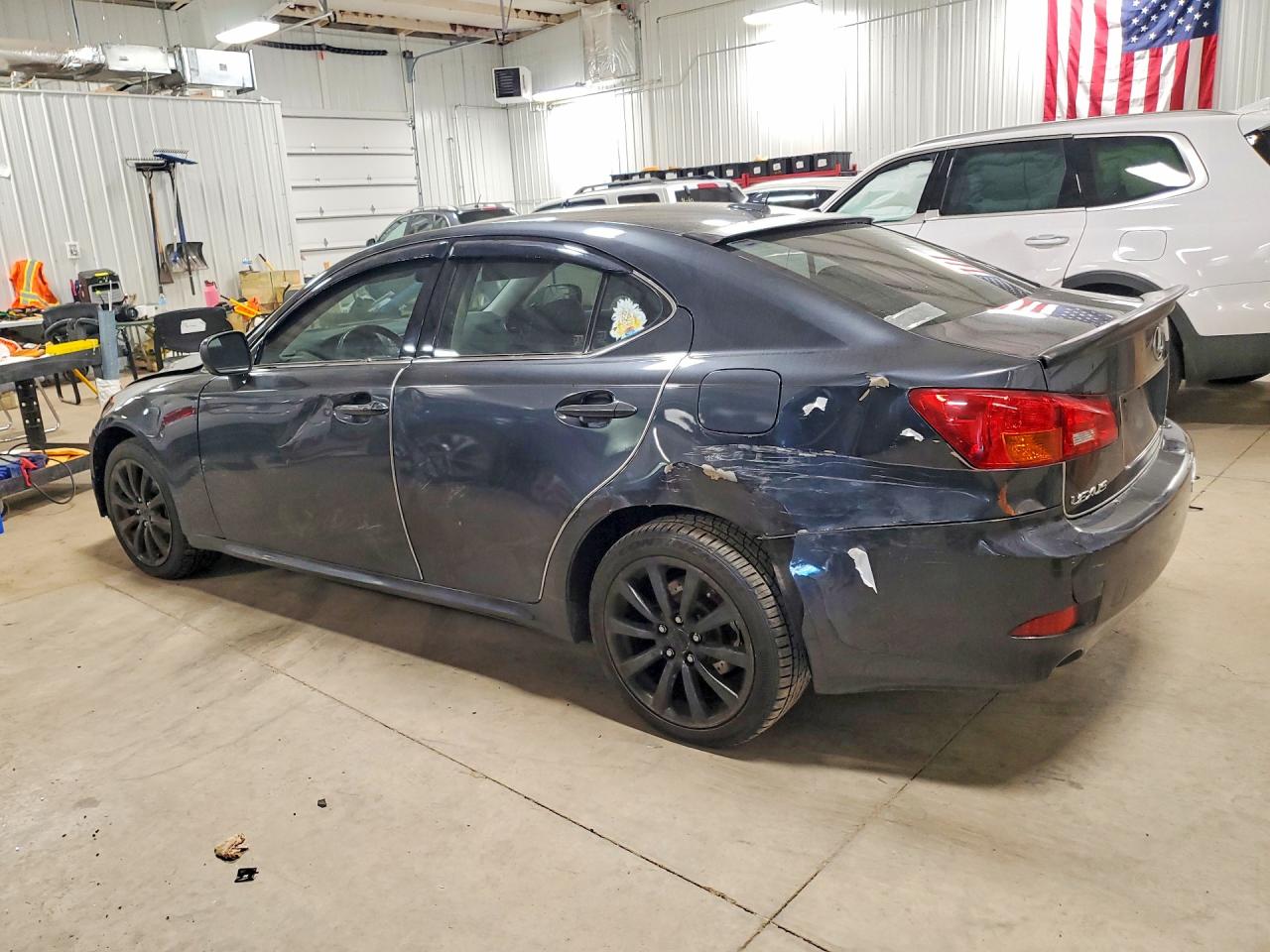 2007 LEXUS IS 250 photo 3