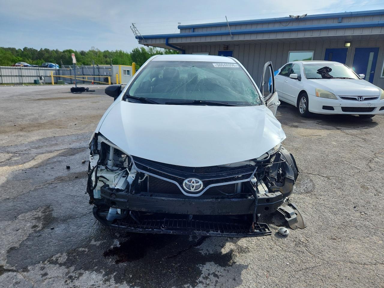 2016 TOYOTA COROLLA LE photo 9