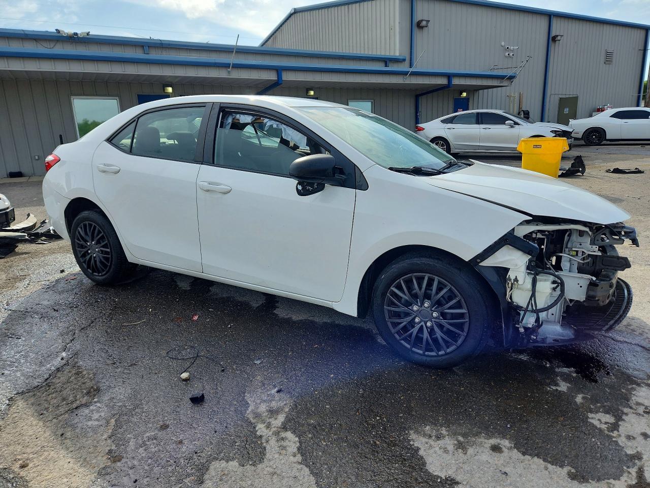 2016 TOYOTA COROLLA LE photo 7