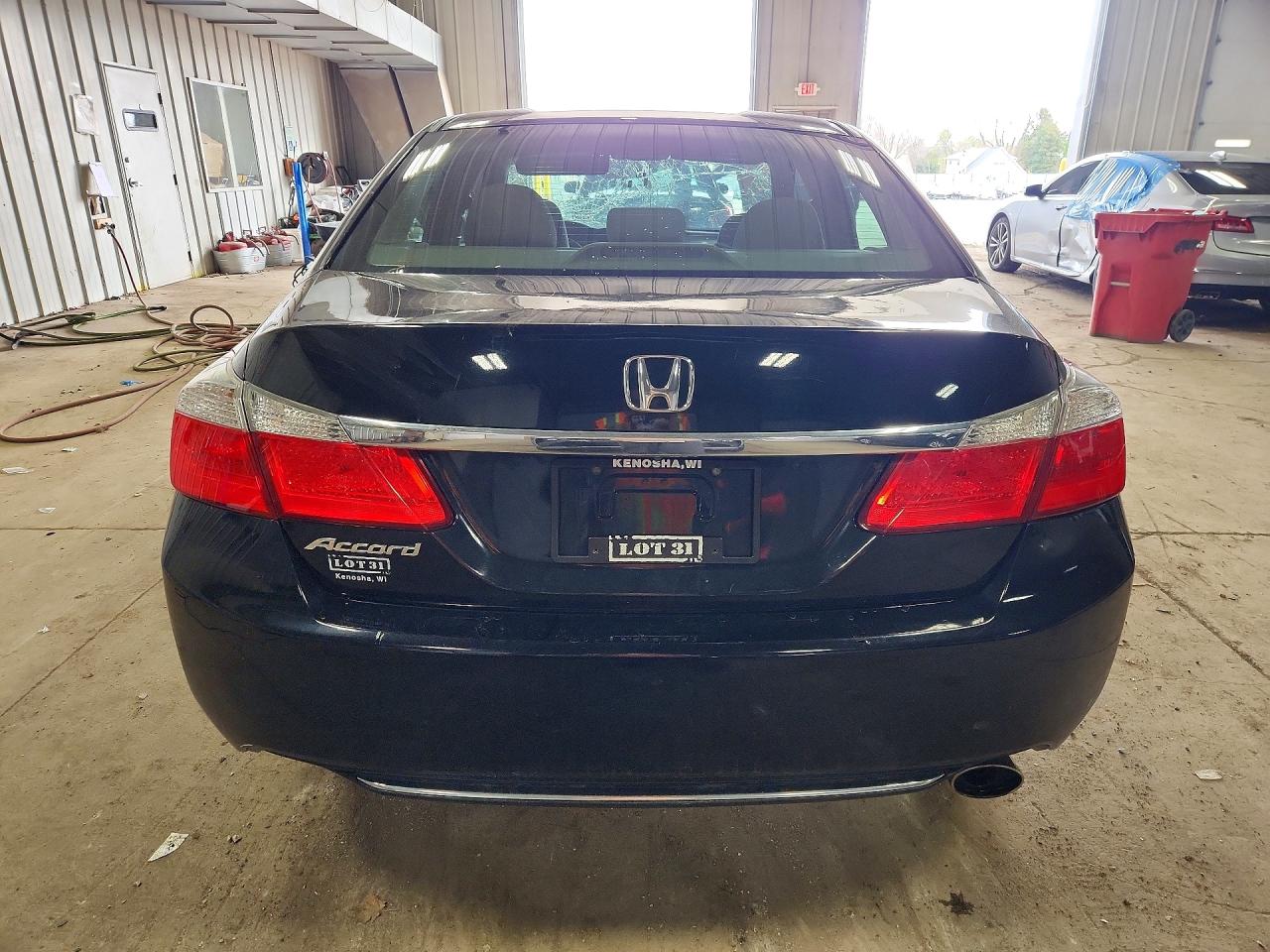 2013 HONDA ACCORD LX photo 11