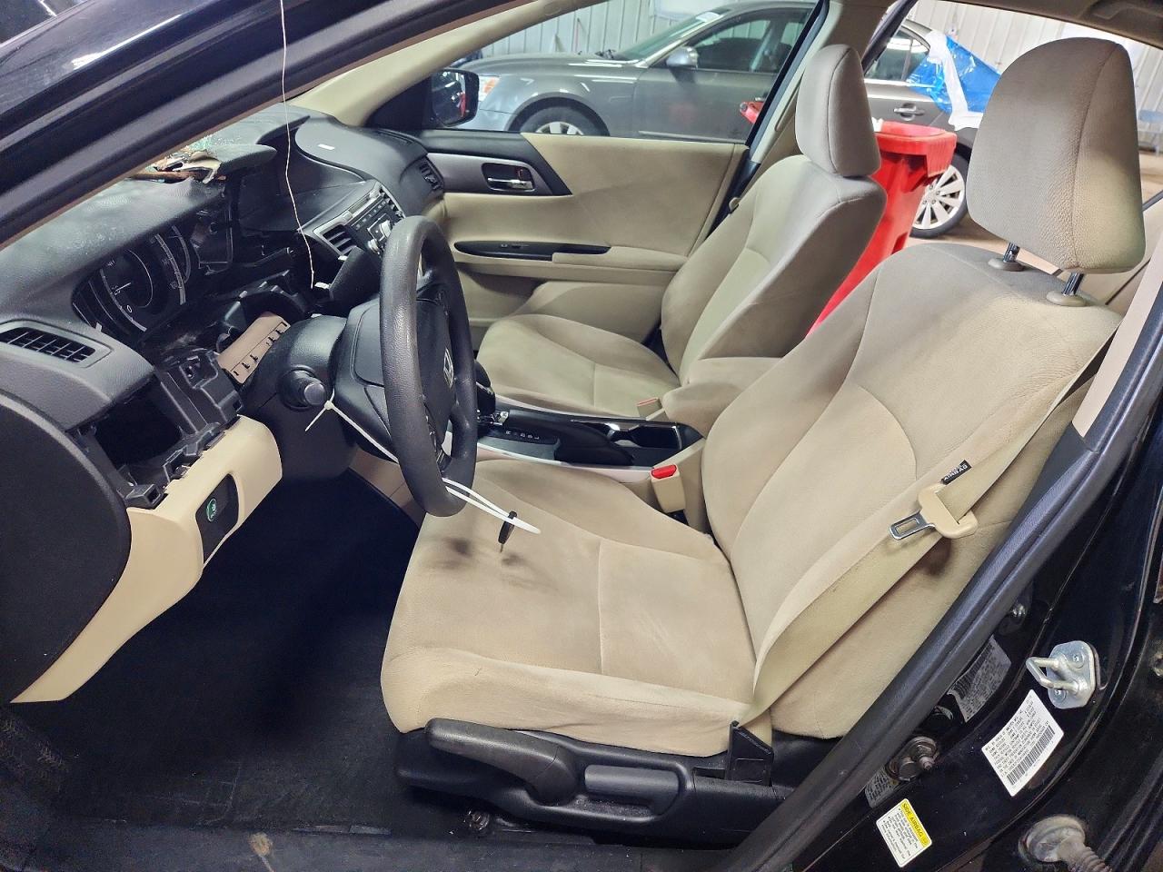2013 HONDA ACCORD LX photo 13