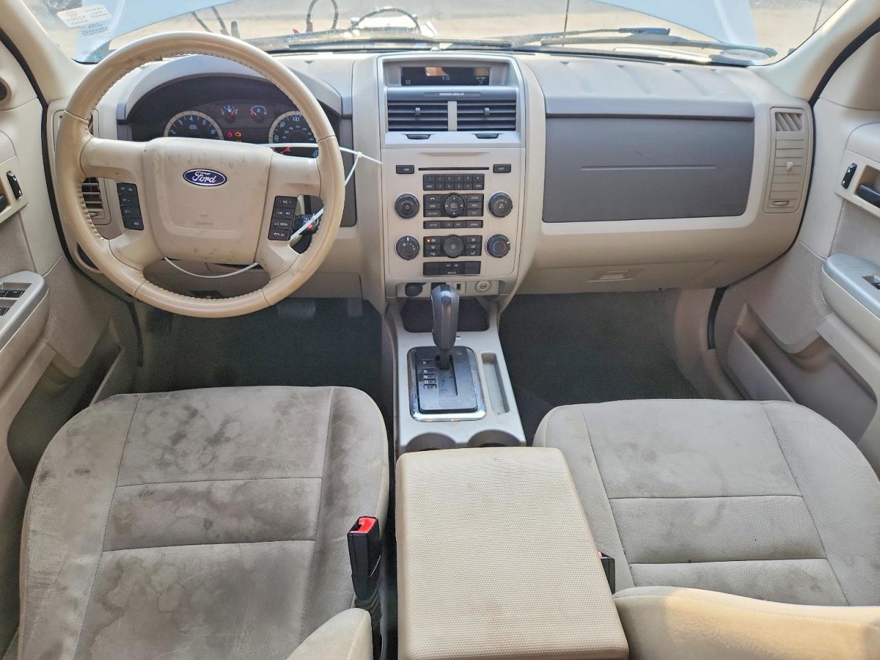 2011 FORD ESCAPE XLT photo 15