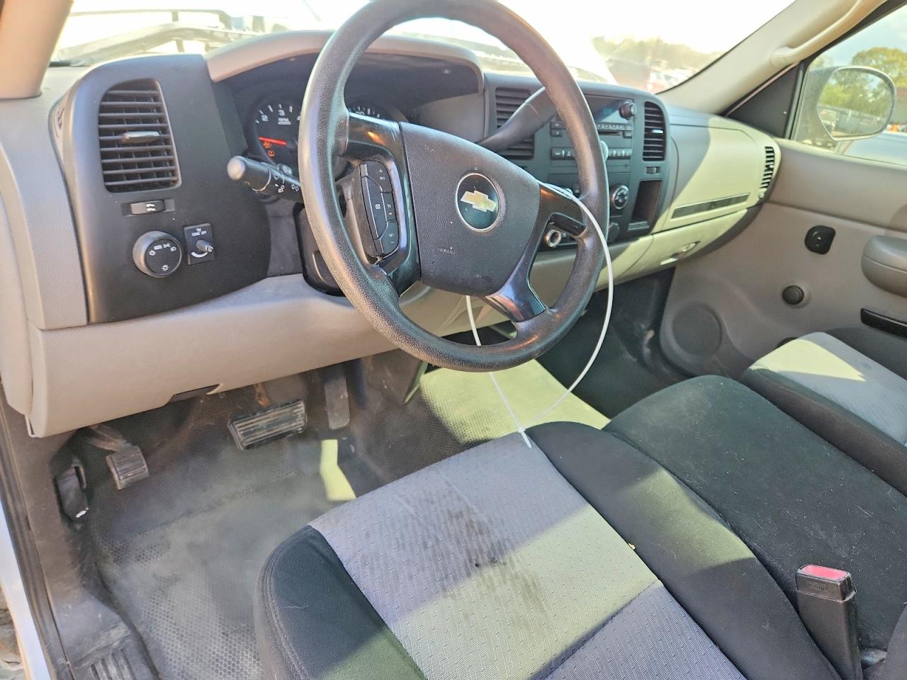 2009 CHEVROLET SILVERADO C1500 photo 15