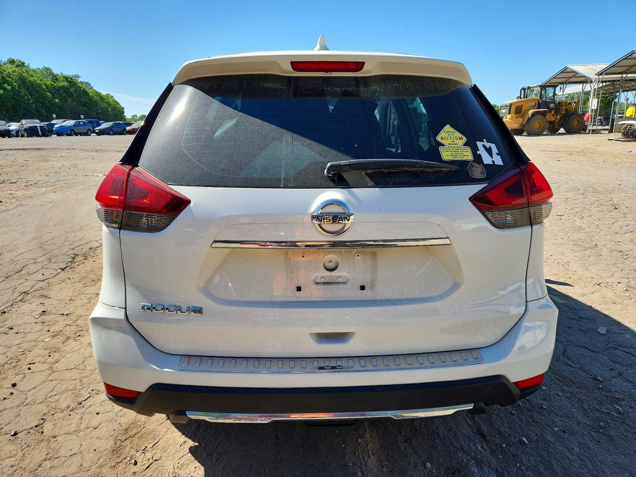 2018 NISSAN ROGUE S photo 11