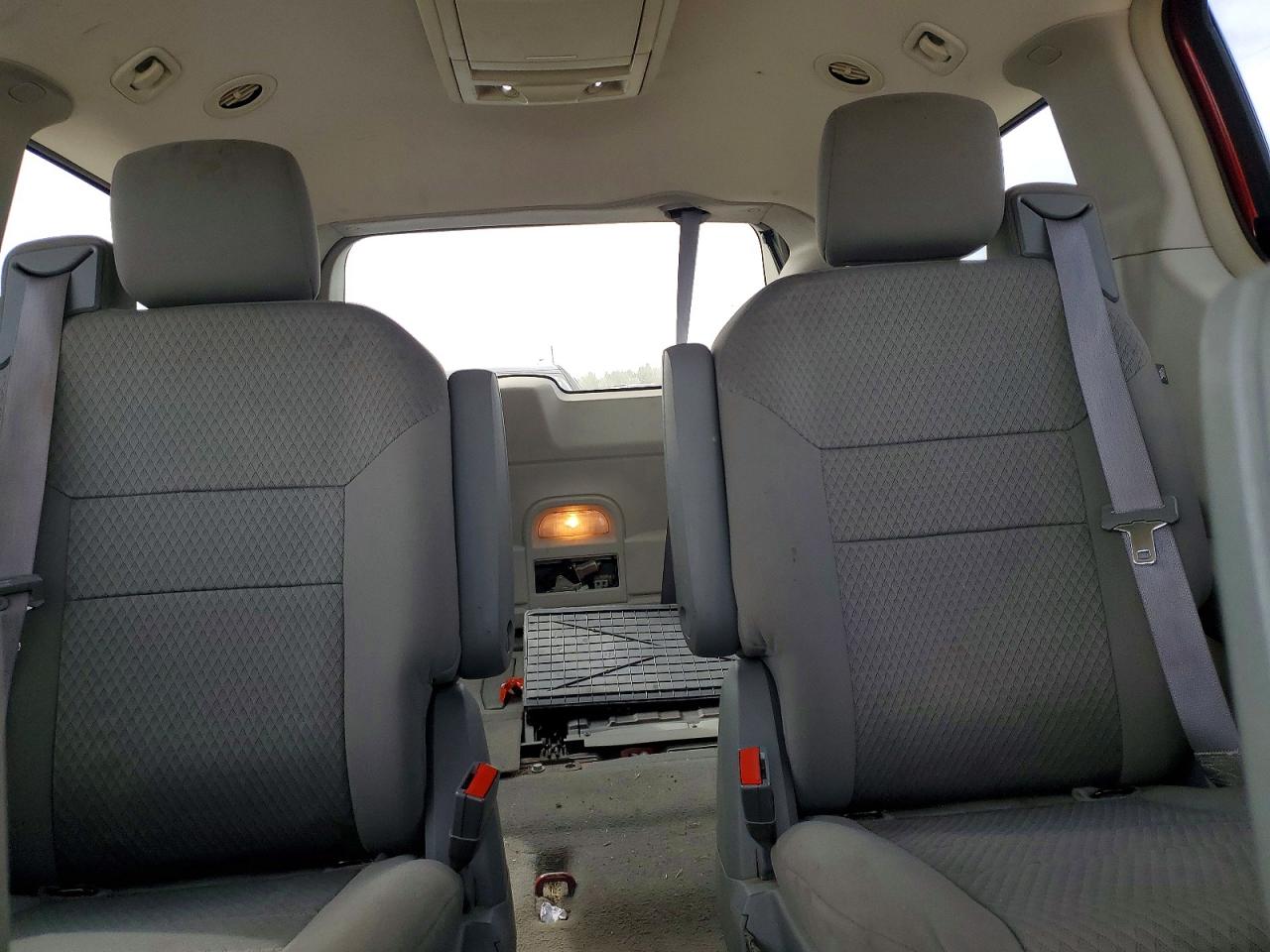 2008 CHRYSLER TOWN & COUNTRY TOURING photo 10