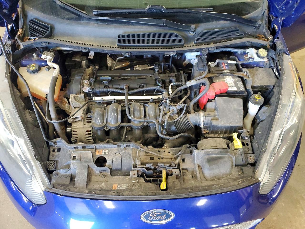 2015 FORD FIESTA SE photo 23