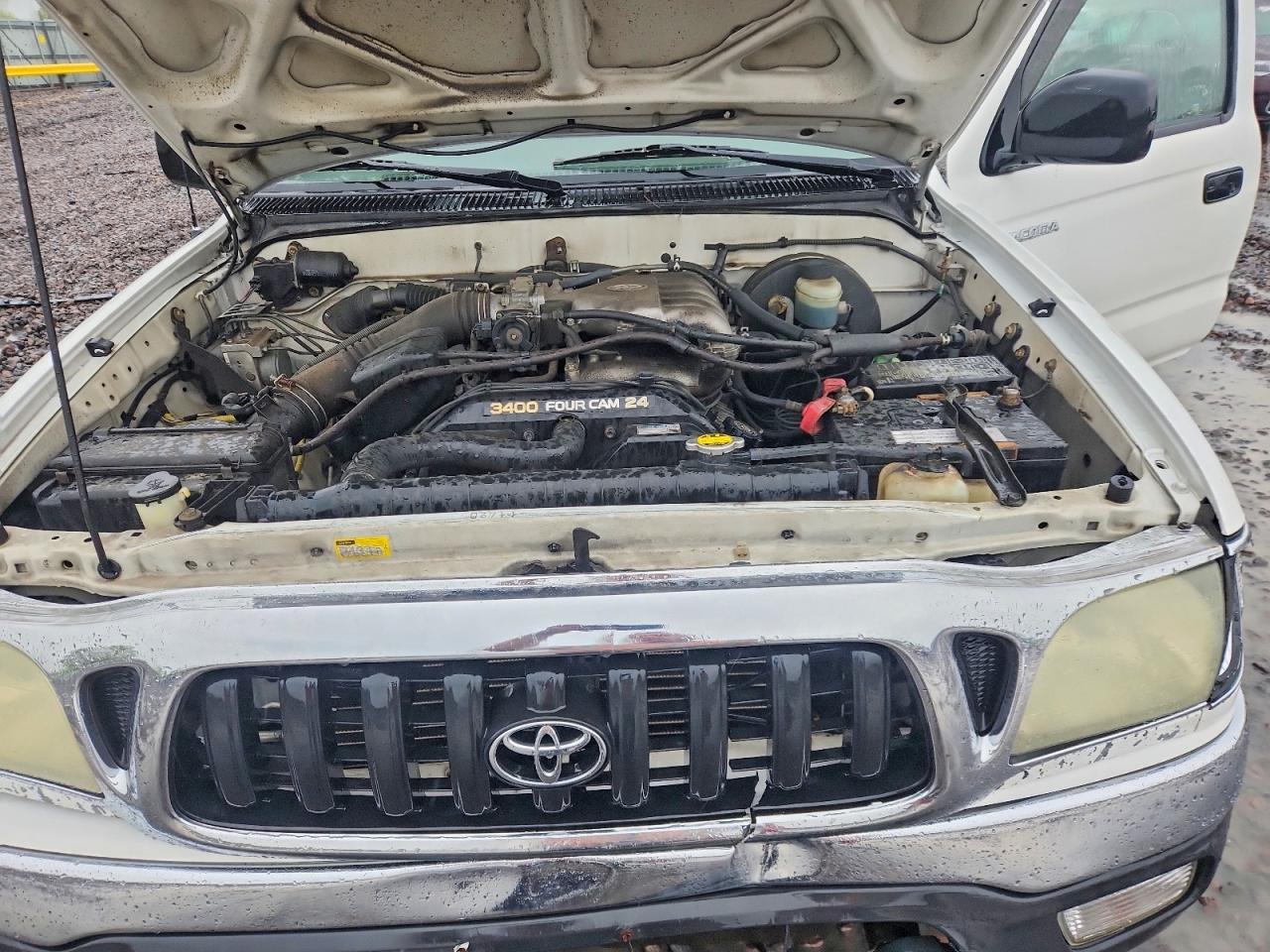 2004 TOYOTA TACOMA V6 photo 21