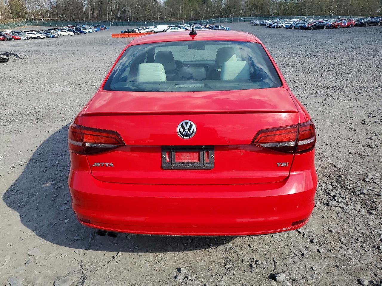 2016 VOLKSWAGEN JETTA SPORT photo 11