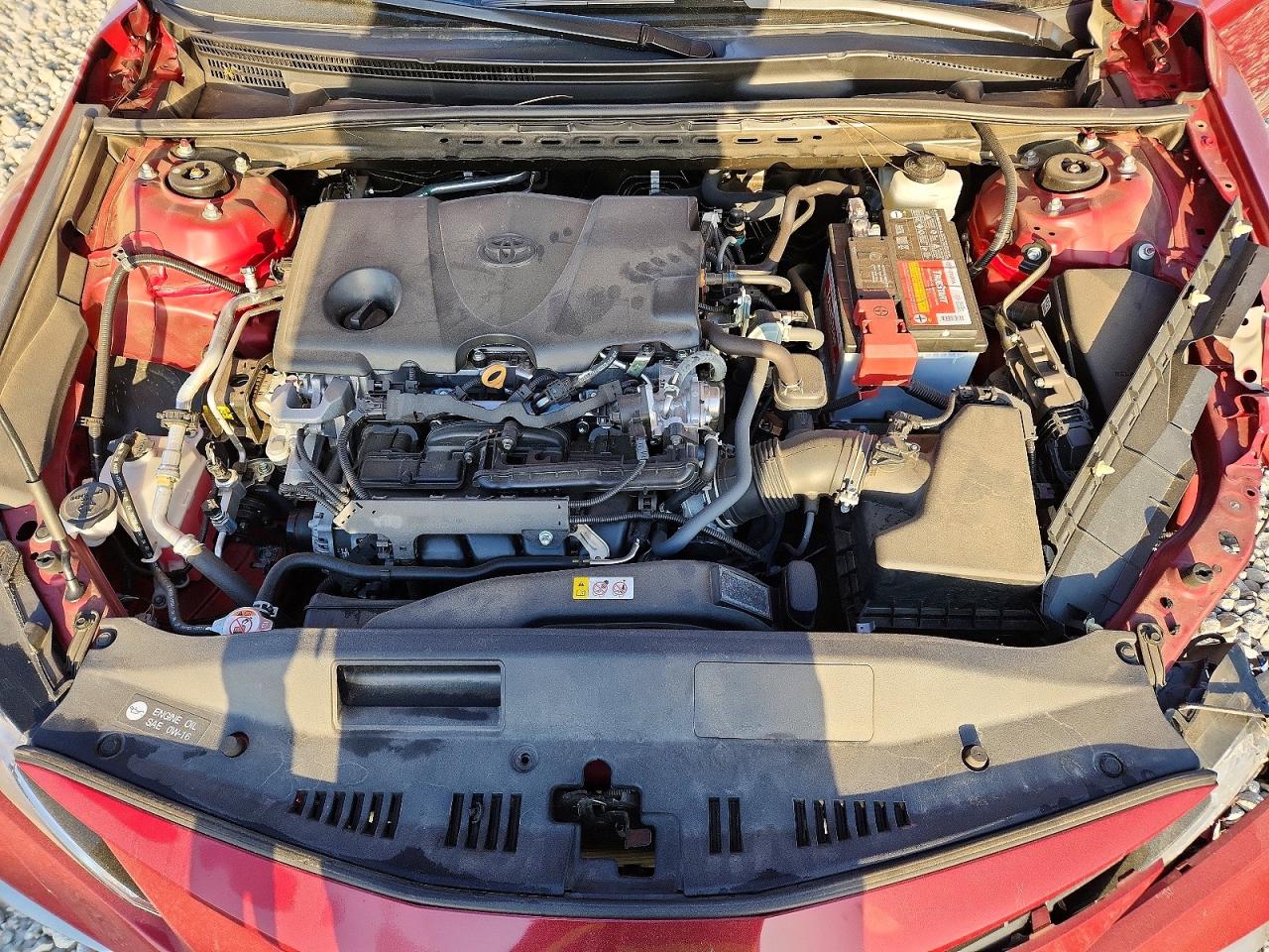 2021 TOYOTA CAMRY LE photo 11