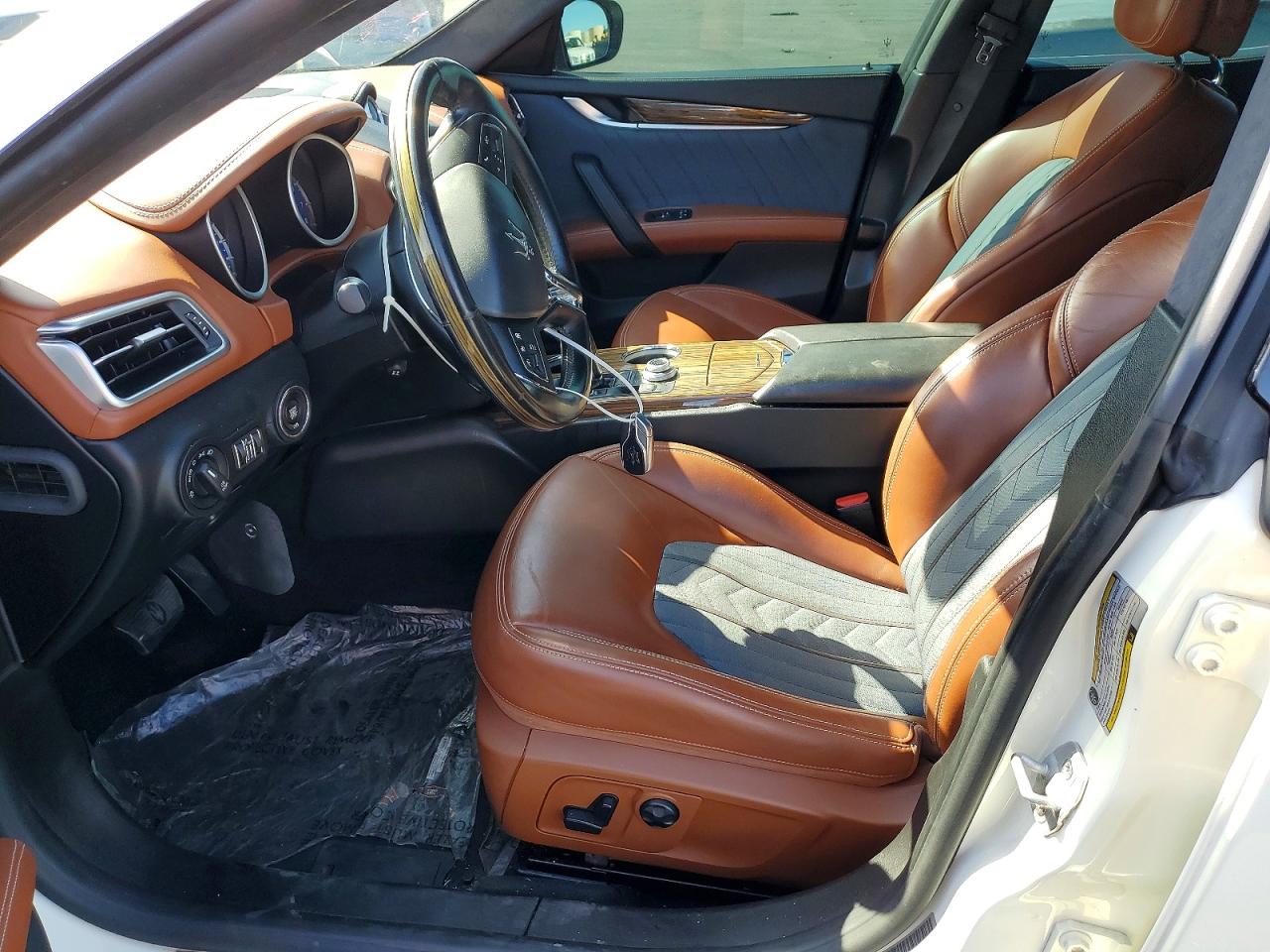 2019 MASERATI GHIBLI LUXURY photo 7