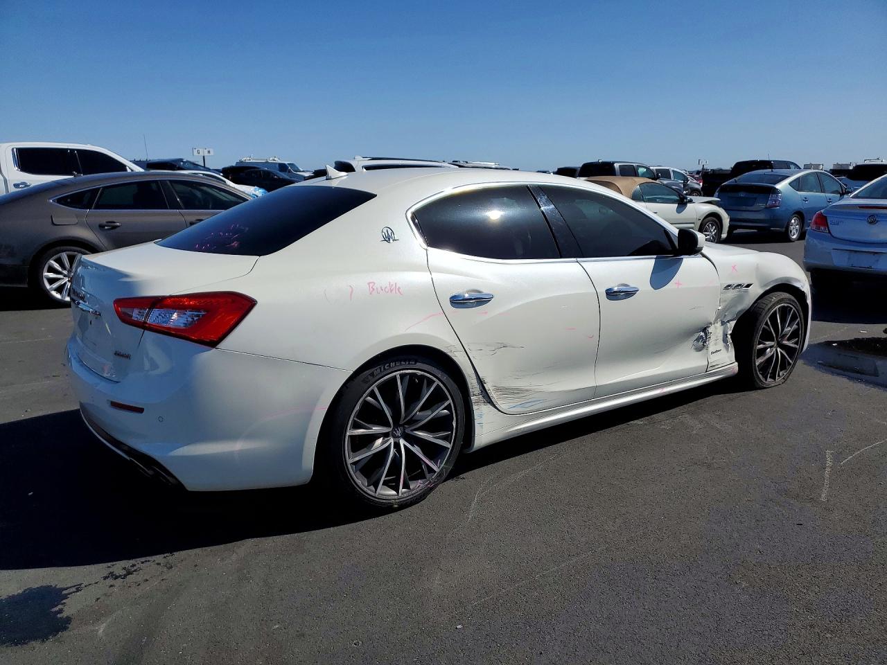 2019 MASERATI GHIBLI LUXURY photo 3