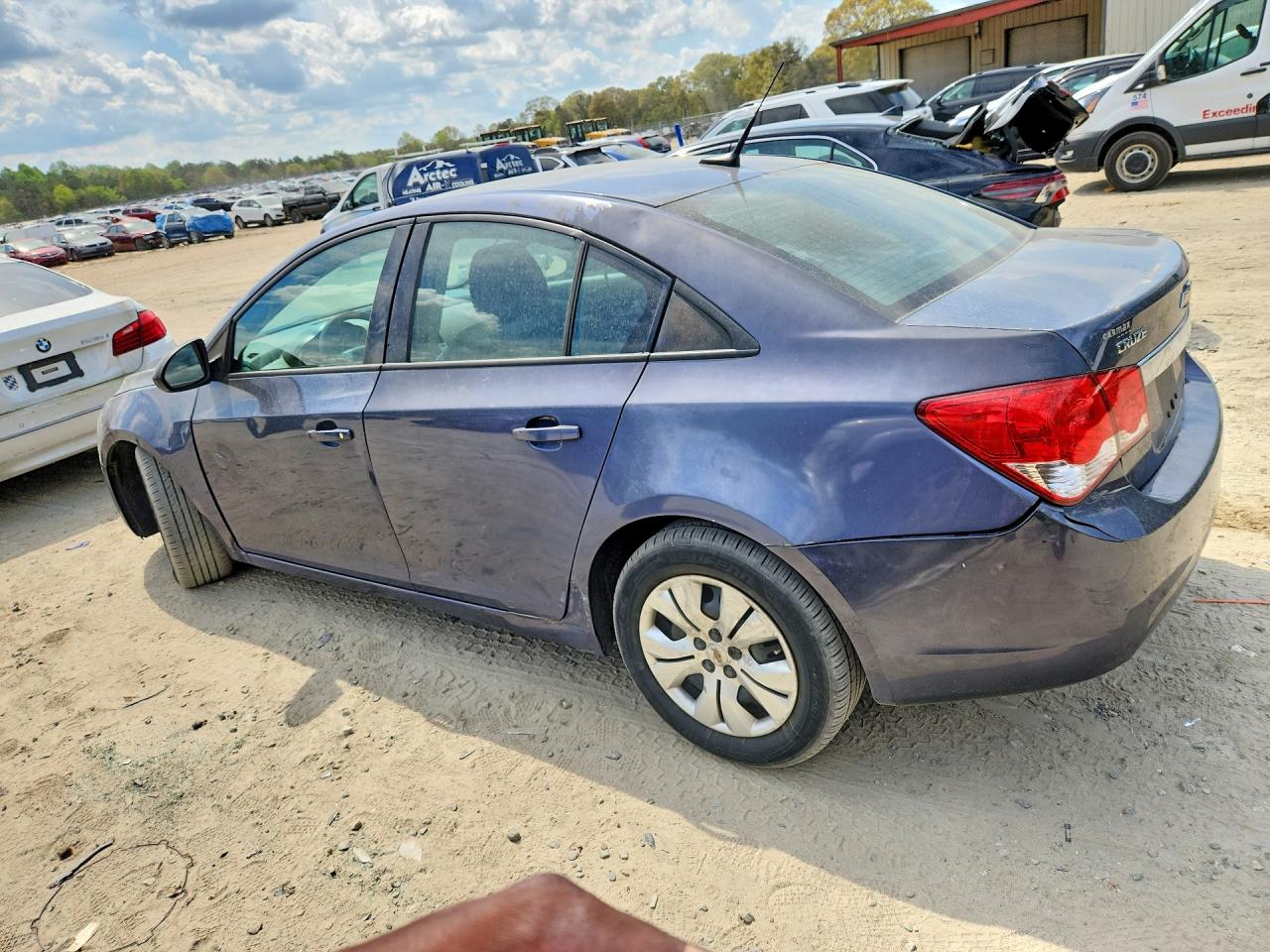 2014 CHEVROLET CRUZE LS photo 2