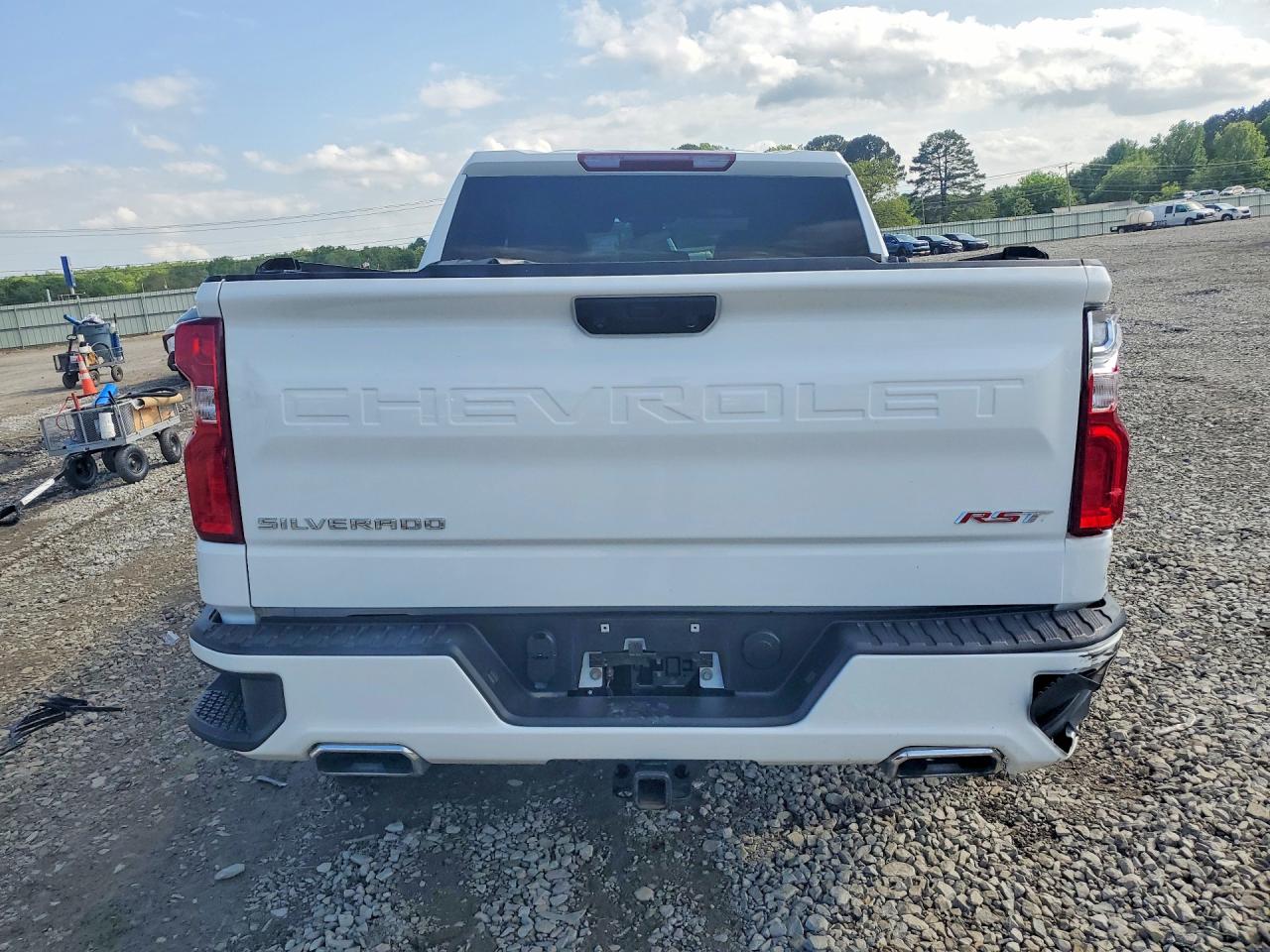 2024 CHEVROLET SILVERADO K1500 RST photo 11