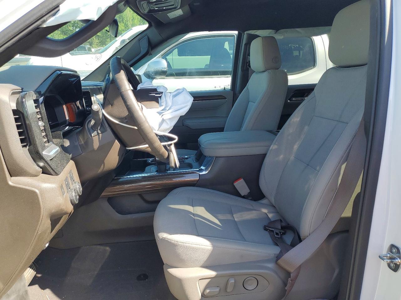 2024 CHEVROLET SILVERADO K1500 RST photo 13