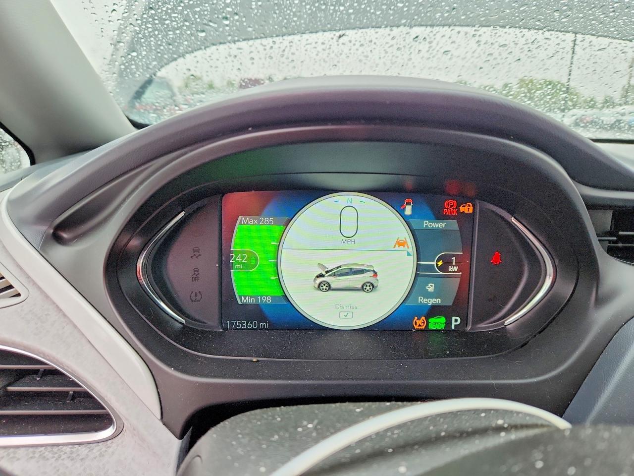 2017 CHEVROLET BOLT EV PREMIER photo 25