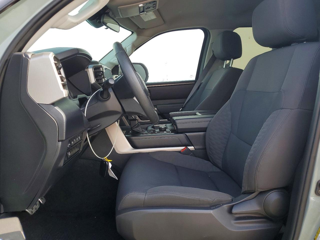 2024 TOYOTA TUNDRA SR5 photo 7