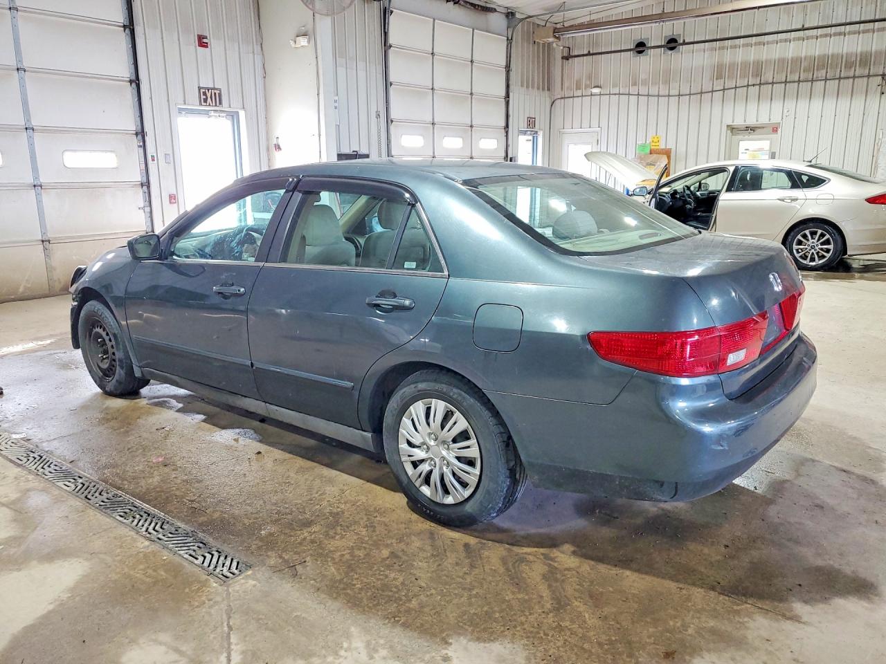 2005 HONDA ACCORD LX photo 3