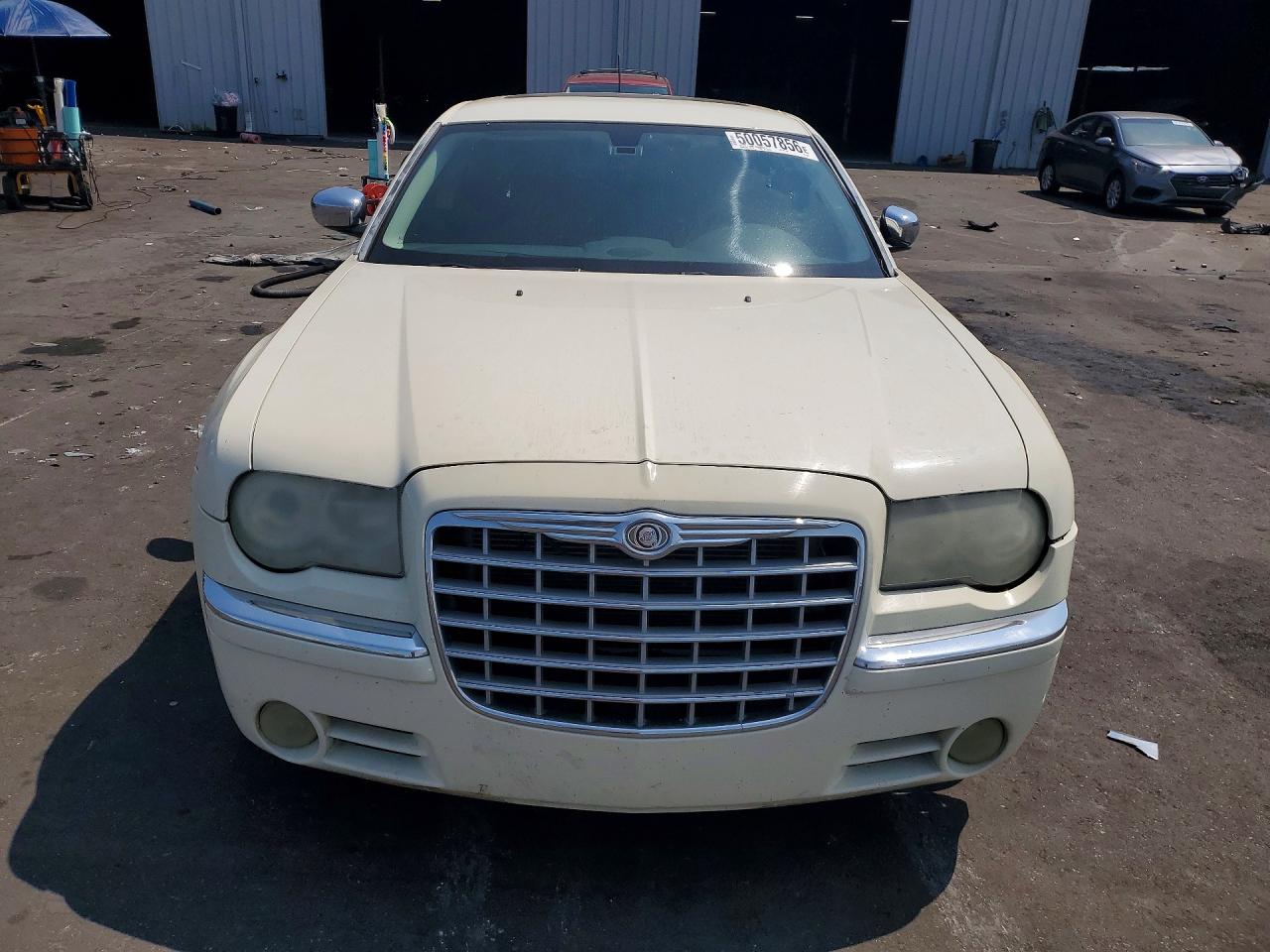 2008 CHRYSLER 300C photo 13