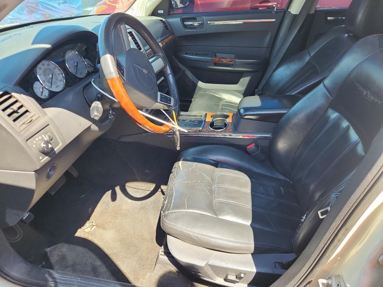 2008 CHRYSLER 300C photo 19