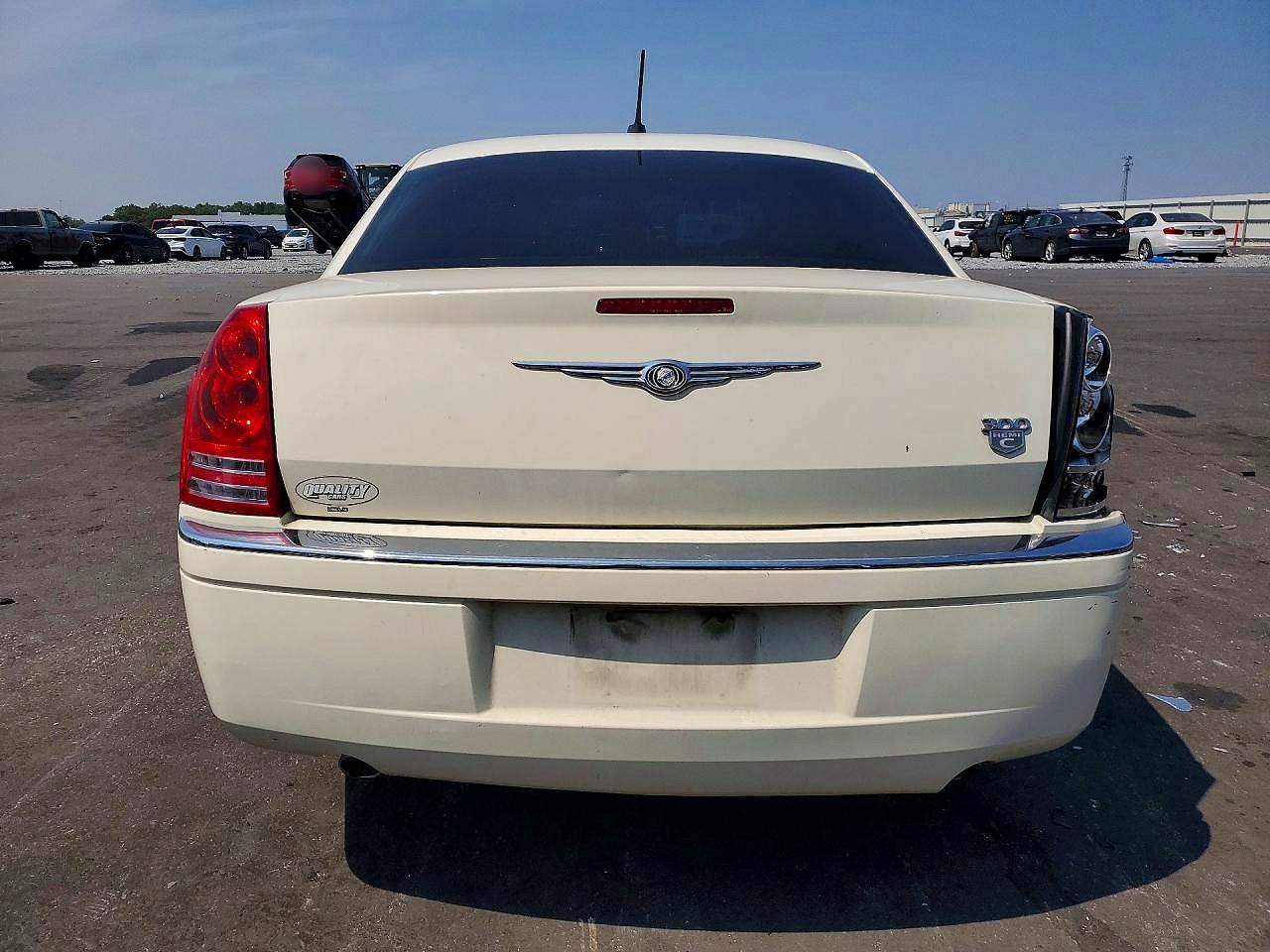 2008 CHRYSLER 300C photo 16