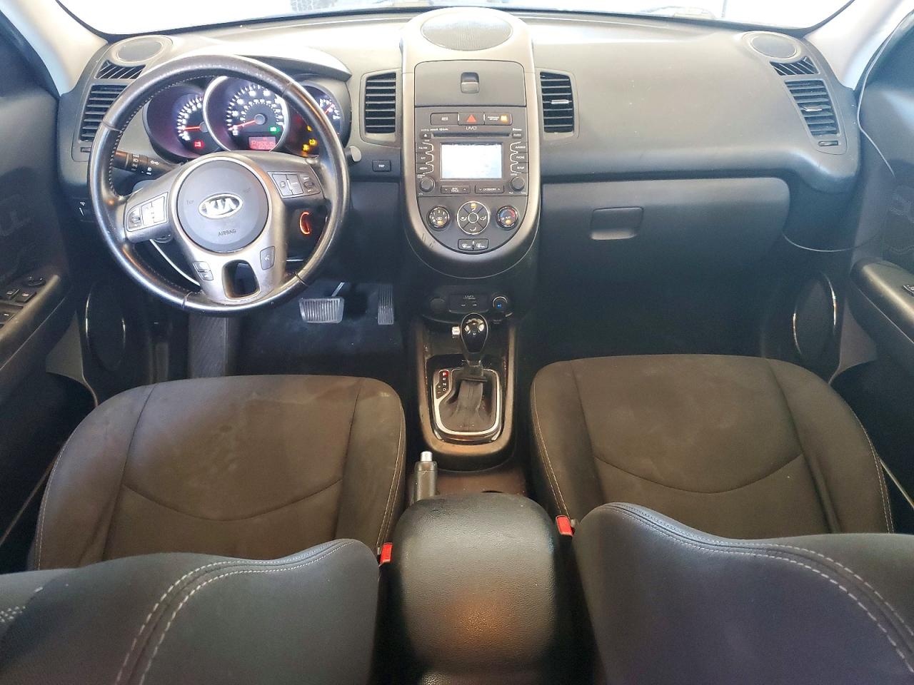 2013 KIA SOUL + photo 8