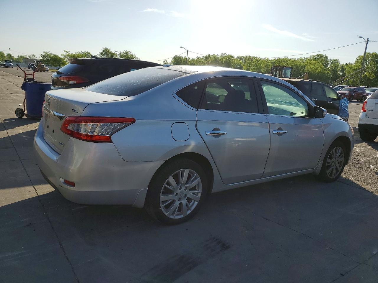 2014 NISSAN SENTRA SL photo 3