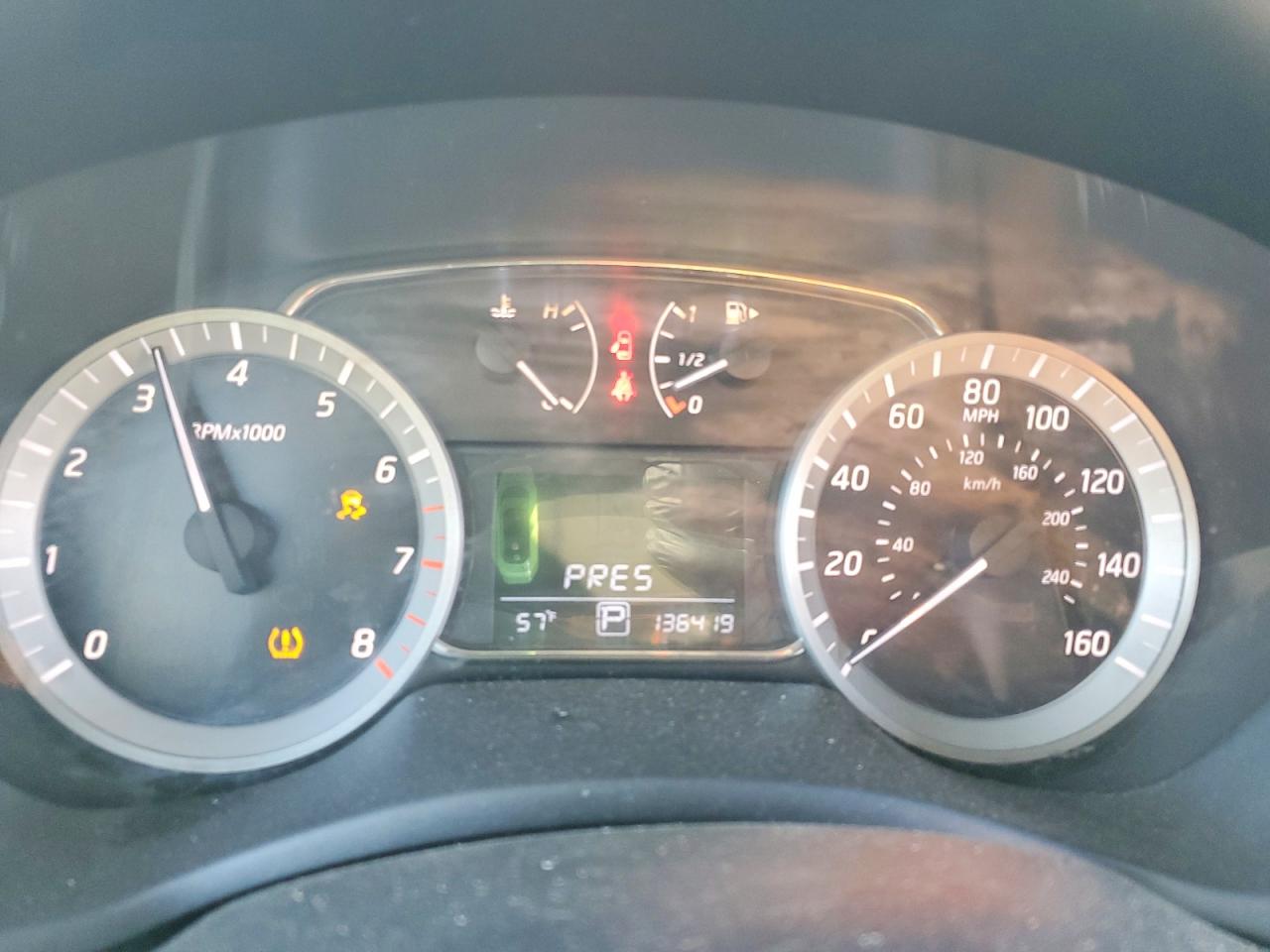 2014 NISSAN SENTRA SL photo 9